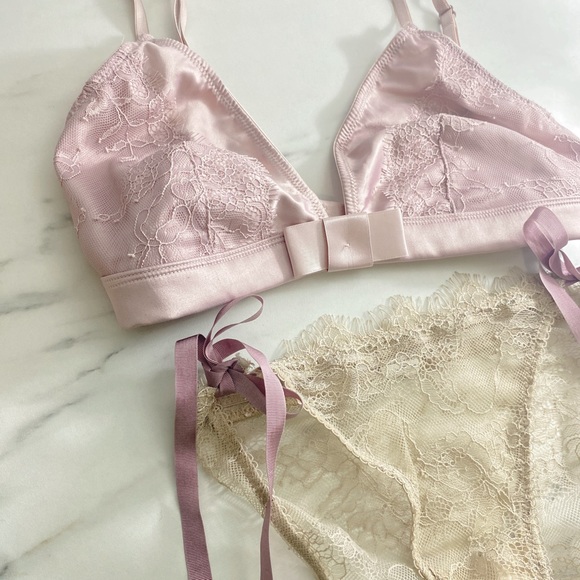 🎀 🆕 Lingerie set 🎀 - Picture 1 of 3